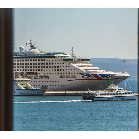 Carnation Lejlighed *